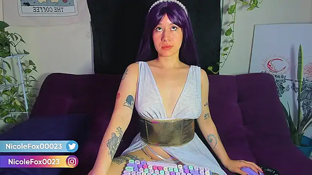 Snapshot of NicoleFox23_ chatting on 3, 10, 2025 NicoleFox23 online show from 3, 10, 2025