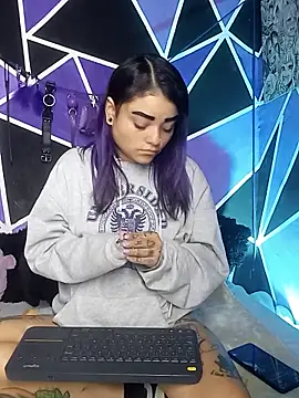 Snapshot of ChloeAllennn chatting on 18, 9, 2025 ChloeAllennn online show from 18, 9, 2025