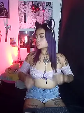 Snapshot of ChloeAllennn chatting on 3, 10, 2025 ChloeAllennn online show from 3, 10, 2025