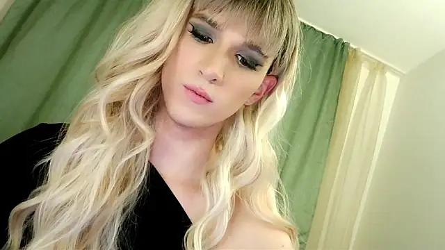 Snapshot of hellenspellman chatting on 6, 3, 2025 hellenspellman online show from 6, 3, 2025