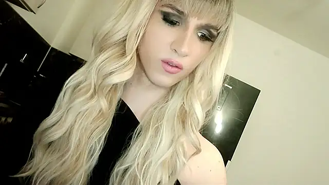 Snapshot of hellenspellman chatting on 8, 3, 2025 hellenspellman online show from 8, 3, 2025