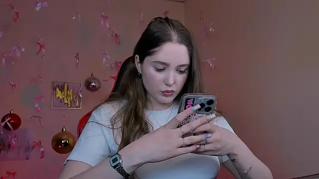 hazel sullivan online show from 15, 12, 2025