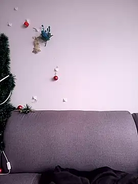 Luna kitty online show from 12, 1, 2026