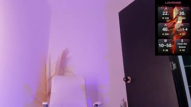 Maite Smith  online show from 5, 11, 2025