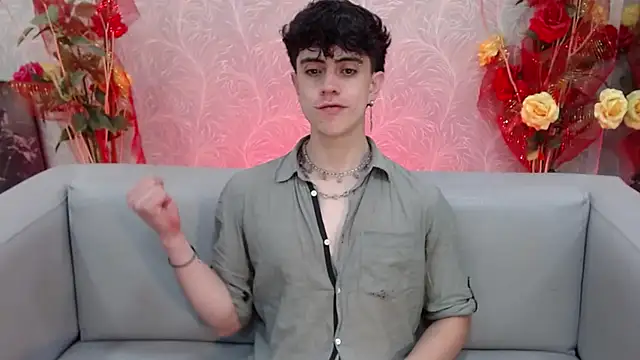 Snapshot of star_boyxx chatting on 24, 9, 2025 star boyxx online show from 24, 9, 2025