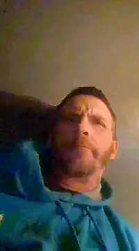 Snapshot of lambomusik chatting on 3, 3, 2025 lambomusik online show from 3, 3, 2025