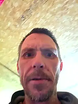 Snapshot of lambomusik chatting on 11, 4, 2026 lambomusik online show from 11, 4, 2026