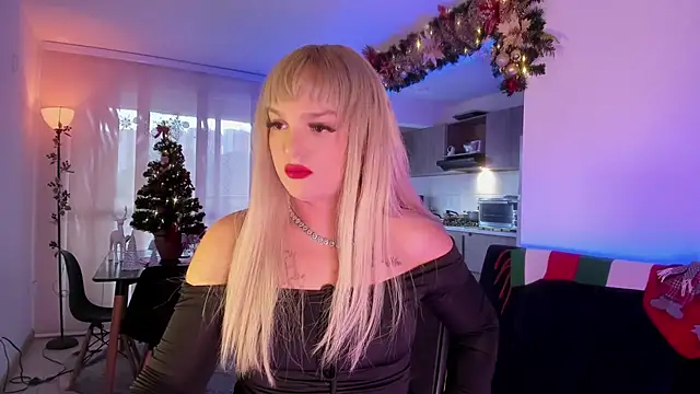 ScarletThompsonx online show from 17, 12, 2025