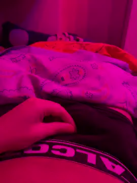 giuseppe18yo online show from 27, 2, 2025