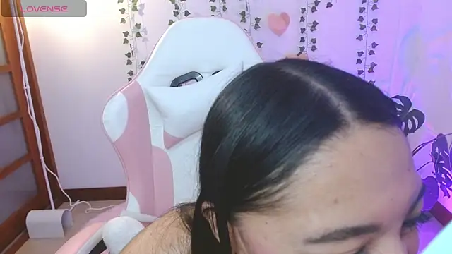 hellokitty  valery online show from 13, 6, 2026