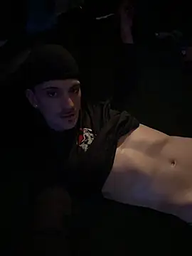 Polaroid White online show from 14, 11, 2025