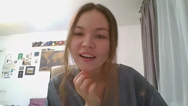 Snapshot of Glitter_Doll chatting on 25, 2, 2025 Glitter Doll online show from 25, 2, 2025