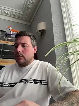 rickalishas8819 online show from 22, 2, 2025