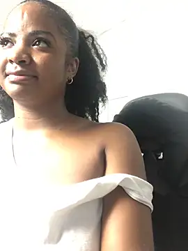 ValerieBlakee online show from 5, 12, 2025