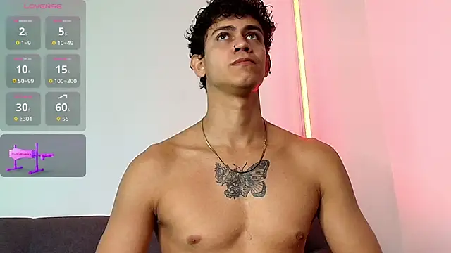 Snapshot of Maximiliano__Fire chatting on 25, 5, 2026 Maximiliano Fire online show from 25, 5, 2026