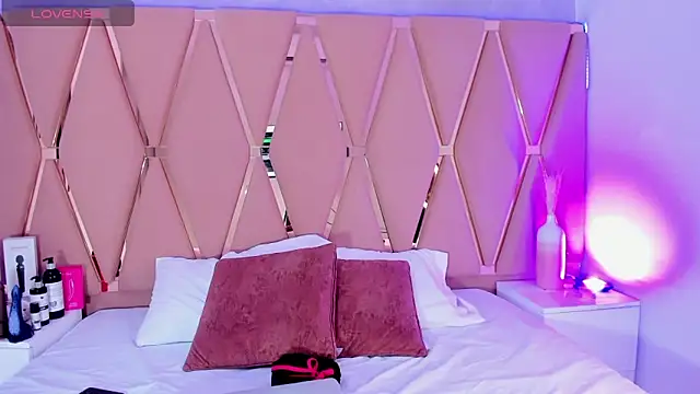 Emily Black1 online show from 11, 10, 2025