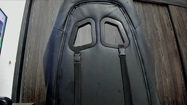 Snapshot of ava-am chatting on 8, 3, 2025 ava-am online show from 8, 3, 2025