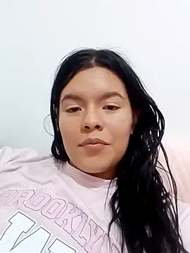 Snapshot of krolay16 chatting on 23, 2, 2025 krolay16 online show from 23, 2, 2025