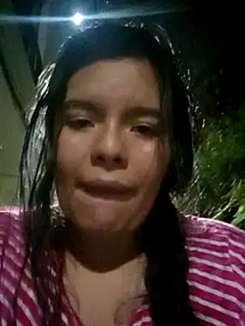 Snapshot of krolay16 chatting on 13, 3, 2025 krolay16 online show from 13, 3, 2025