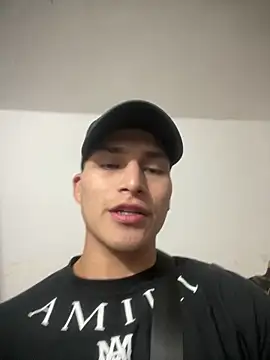 Snapshot of MaxxxSteil chatting on 8, 3, 2025 MaxxxSteil online show from 8, 3, 2025