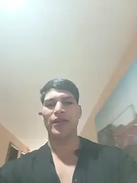 Snapshot of MaxxxSteil chatting on 4, 10, 2025 MaxxxSteil online show from 4, 10, 2025