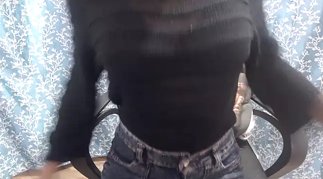 Reena600 online show from 7, 3, 2025