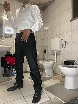 rogerdik76 online show from 15, 4, 2026