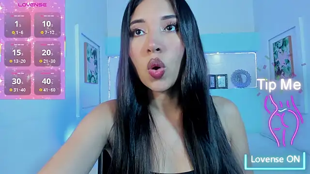 kylieWest7 online show from 9, 3, 2025