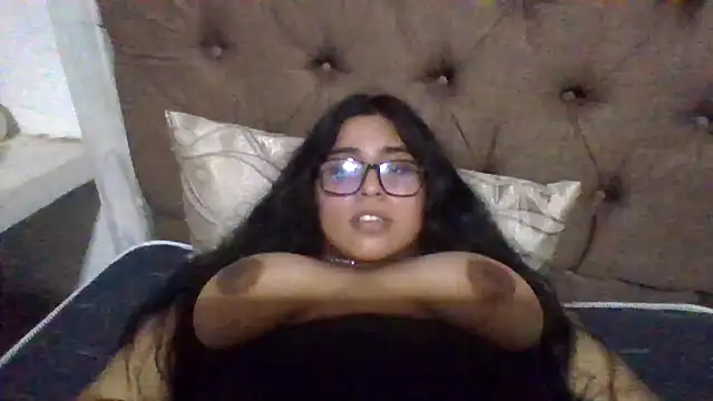 Snapshot of virginbrunette99 chatting on 16, 3, 2025 virginbrunette99 online show from 16, 3, 2025