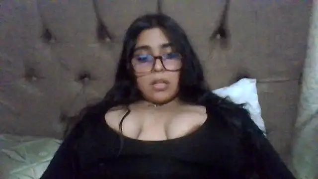 Snapshot of virginbrunette99 chatting on 20, 3, 2025 virginbrunette99 online show from 20, 3, 2025