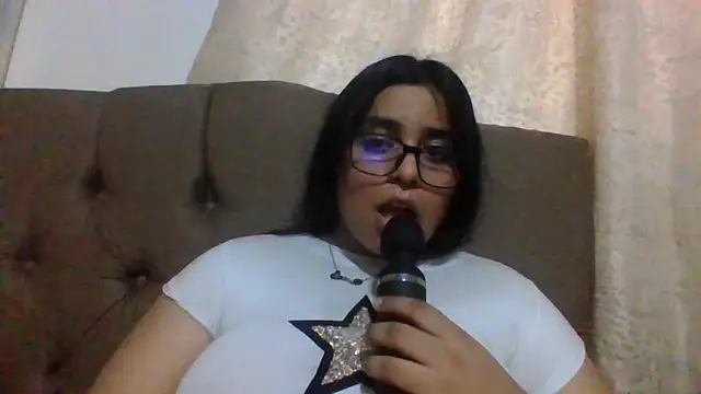 Snapshot of virginbrunette99 chatting on 21, 3, 2025 virginbrunette99 online show from 21, 3, 2025