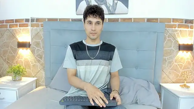 Snapshot of buddy_whitte chatting on 19, 3, 2025 buddy whitte online show from 19, 3, 2025