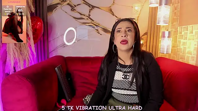 Bella williamss  online show from 15, 10, 2025