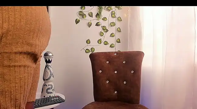 LOGAN DRAKE online show from 9, 3, 2025