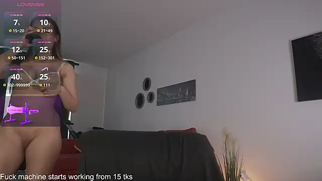 Jessi Q online show from 5, 4, 2026