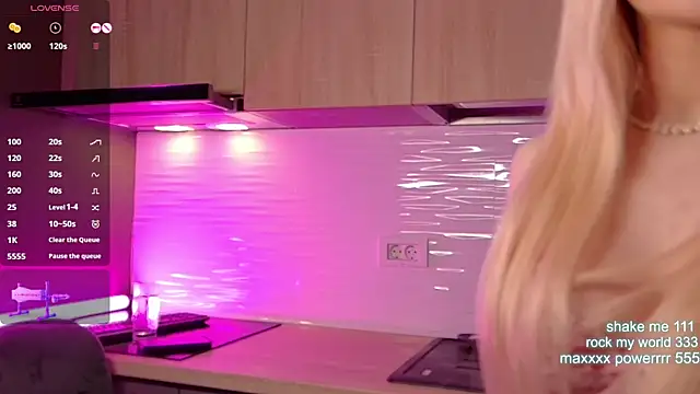 CutiePie69   online show from 13, 11, 2025