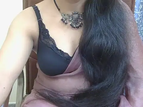 Snapshot of Lovely_Manvi chatting on 3, 10, 2025 Lovely Manvi online show from 3, 10, 2025