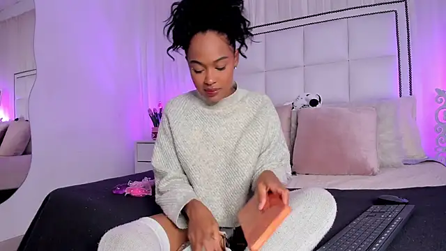 Snapshot of jlmackenzie chatting on 7, 3, 2025 jlmackenzie online show from 7, 3, 2025