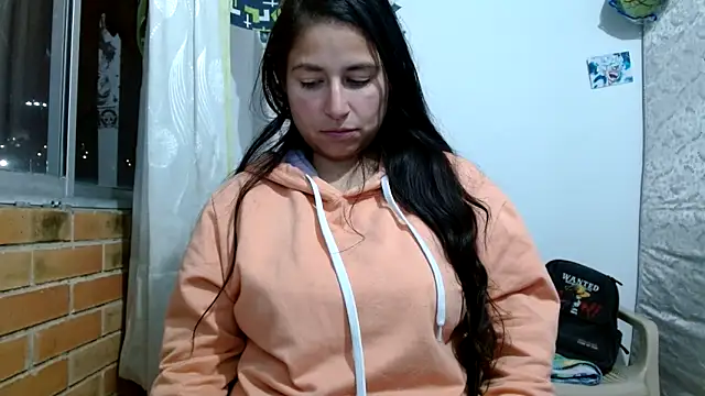 Escarcha-blue online show from 9, 11, 2025