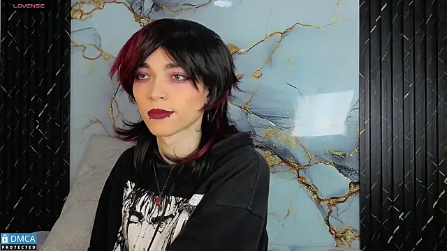 MaeveKuro online show from 17, 10, 2025