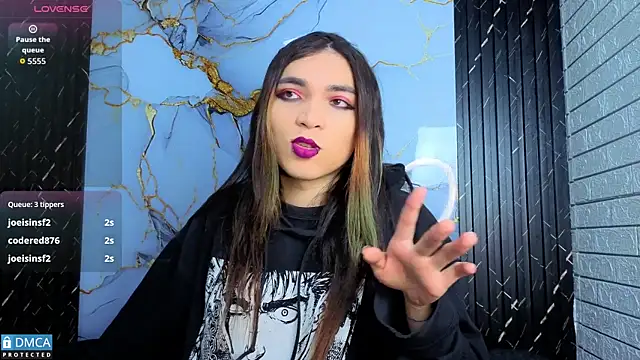 Snapshot of MaeveKuro chatting on 5, 2, 2026 MaeveKuro online show from 5, 2, 2026