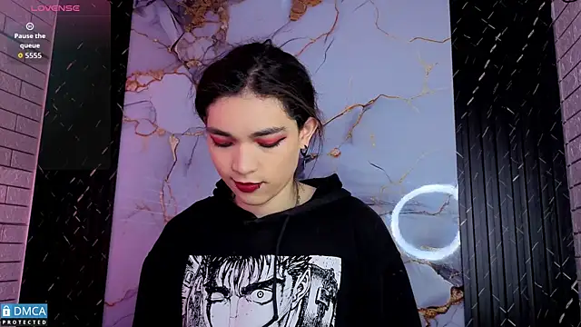 Snapshot of MaeveKuro chatting on 12, 2, 2026 MaeveKuro online show from 12, 2, 2026