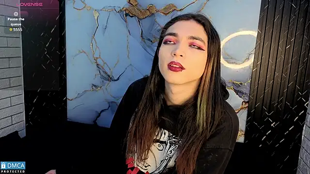 Snapshot of MaeveKuro chatting on 18, 2, 2026 MaeveKuro online show from 18, 2, 2026