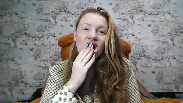 Eveline May online show from 29, 10, 2025