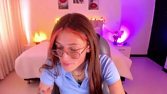 Emily Warren  online show from 4, 12, 2025