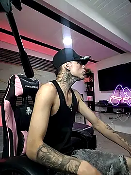 Snapshot of Cloe_roouse chatting on 27, 3, 2026 Cloe roouse online show from 27, 3, 2026