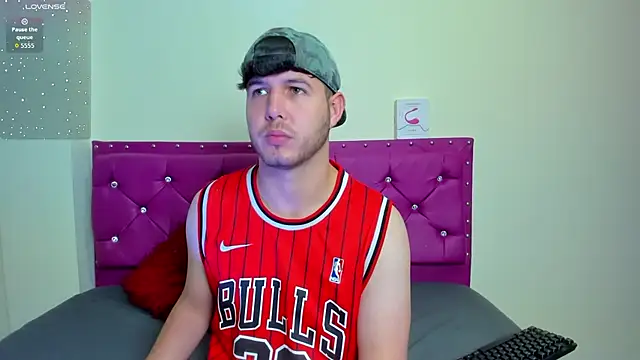 Snapshot of matthewlatin chatting on 6, 2, 2026 matthewlatin online show from 6, 2, 2026