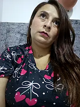 Snapshot of nahomysaints chatting on 19, 11, 2025 nahomysaints online show from 19, 11, 2025