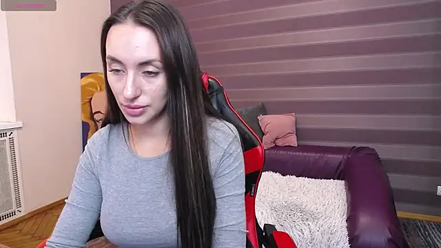 JenniferStone online show from 16, 9, 2025