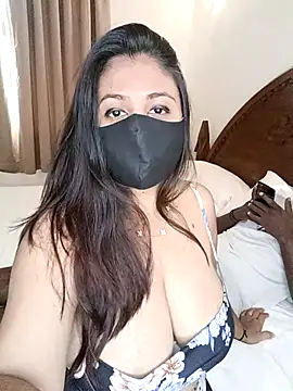 Snapshot of neha_rohan12 chatting on 28, 11, 2025 neha rohan12 online show from 28, 11, 2025